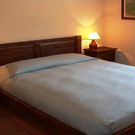 度假居 Casa De Ferias Em *