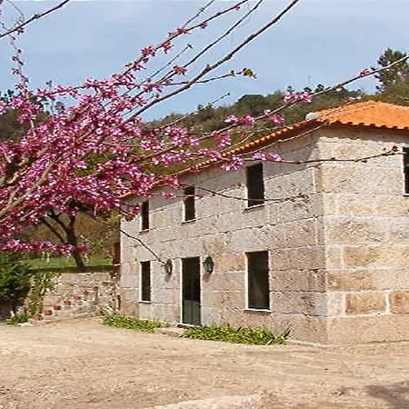 Casa De Ferias Em * 拜昂